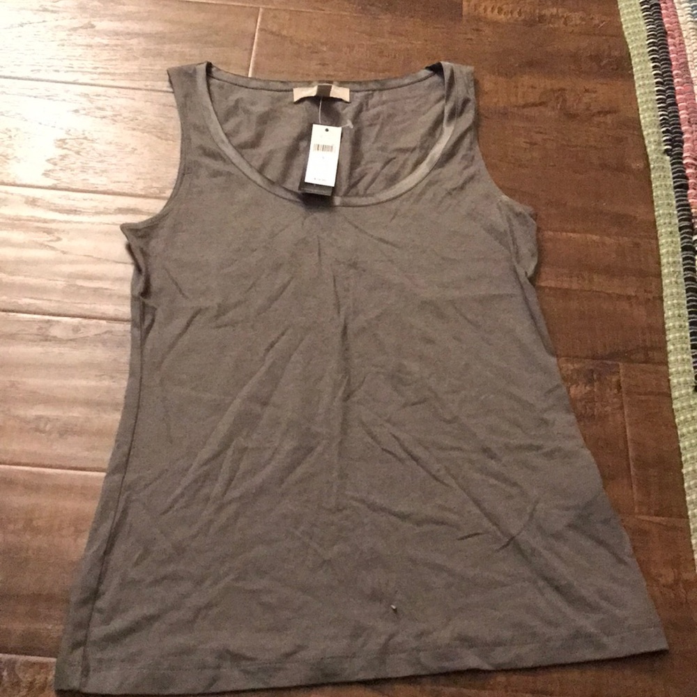 Never been worn banana republic cami